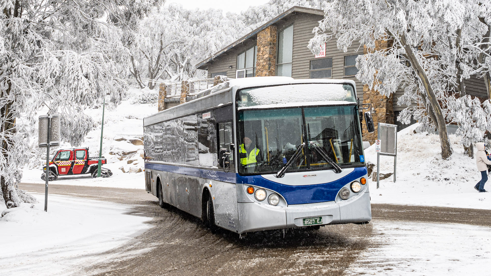 Carpark_Shuttle_Bus