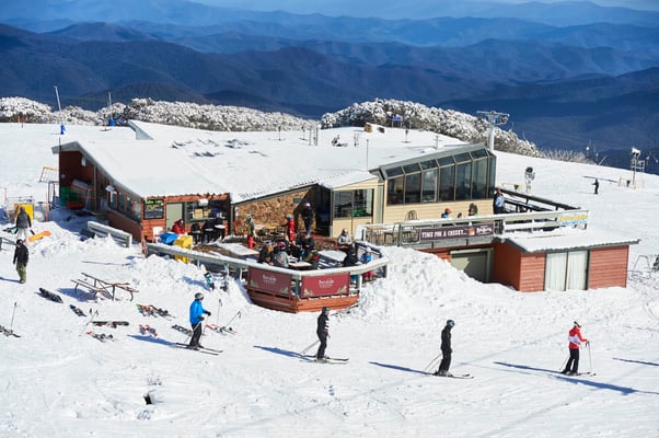 Koflers Hutte is a great pitstop for skiers up at the Summit